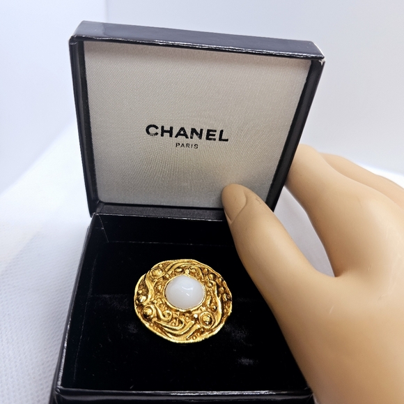 Chanel Pin Brooch - Picture 3 of 12
